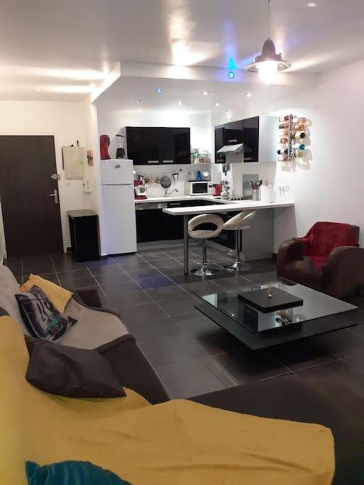 Appartement Vue Mer Avec Parking Ajaccio  Esterno foto