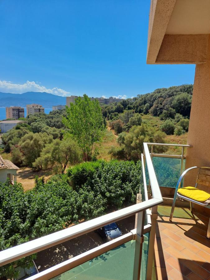 Appartement Vue Mer Avec Parking Ajaccio  Esterno foto